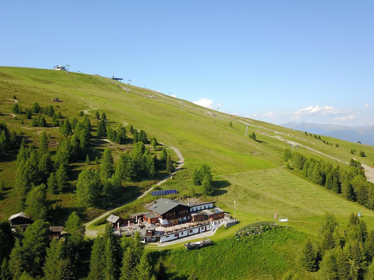 Hotel Rifugio Graziani Hütte San Vigilio Di Marebbe Exterior foto