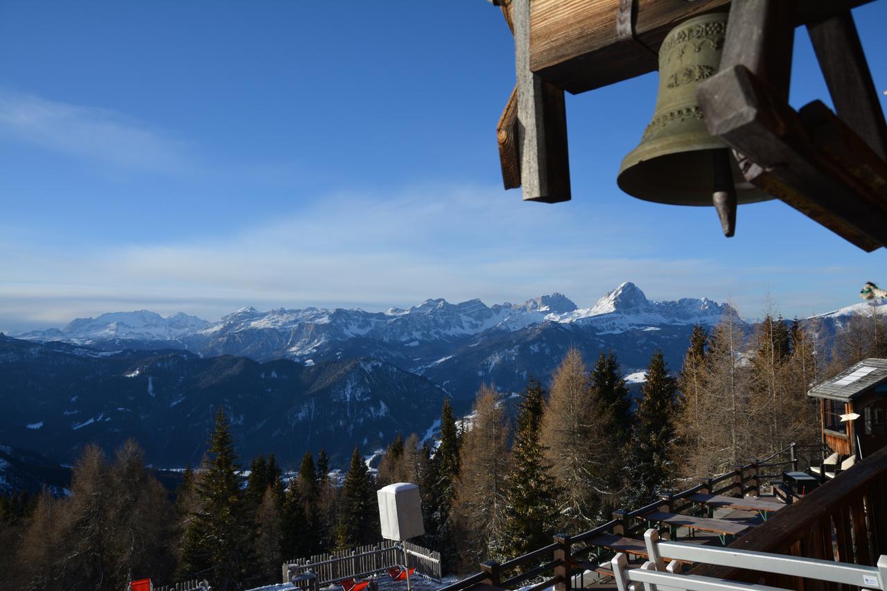 Hotel Rifugio Graziani Hütte San Vigilio Di Marebbe Exterior foto